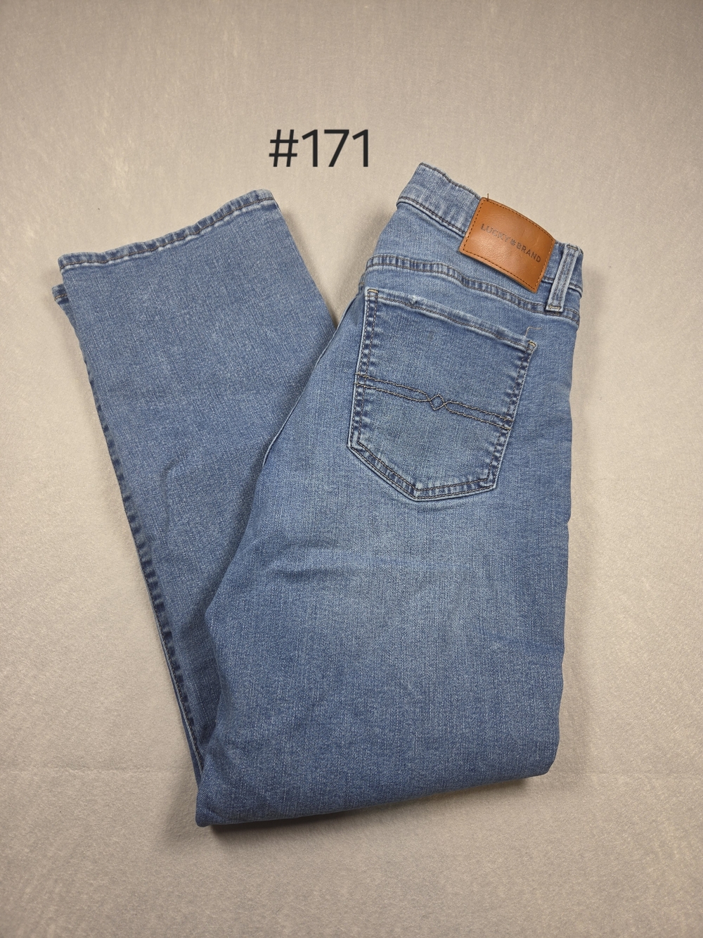 Lucky Brand Sweet Mid Rise Crop Jeans – Size 8/29 – Light Wash